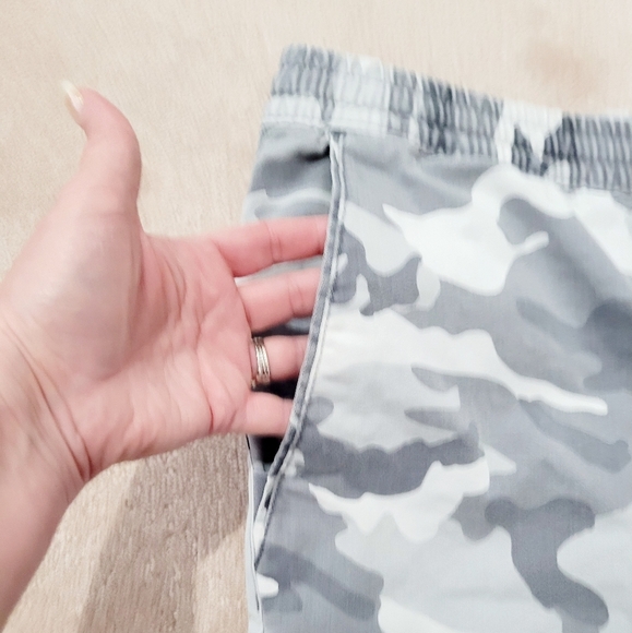 George Stretch Shorts with Pockets Super Soft Gray Camo Men's Size 2XL - Picture 3 of 9